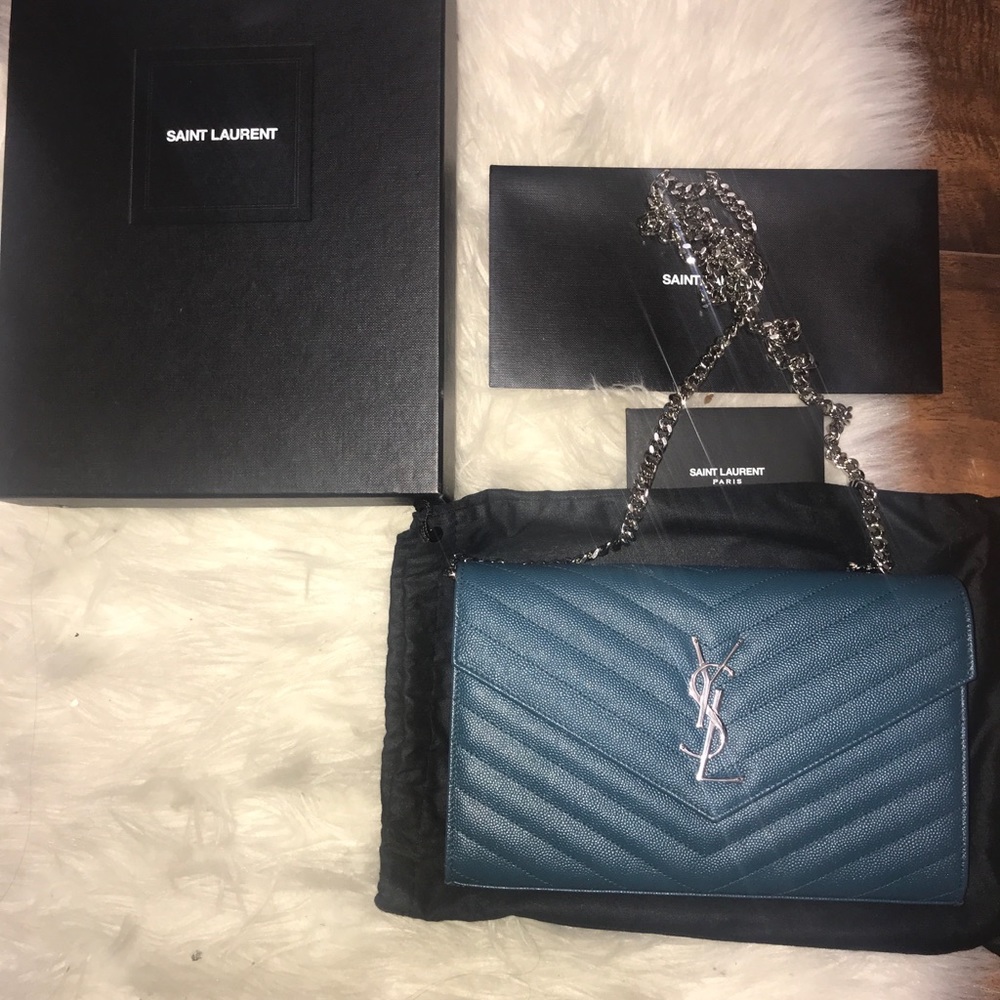 BNWT YSL Envelope on Chain